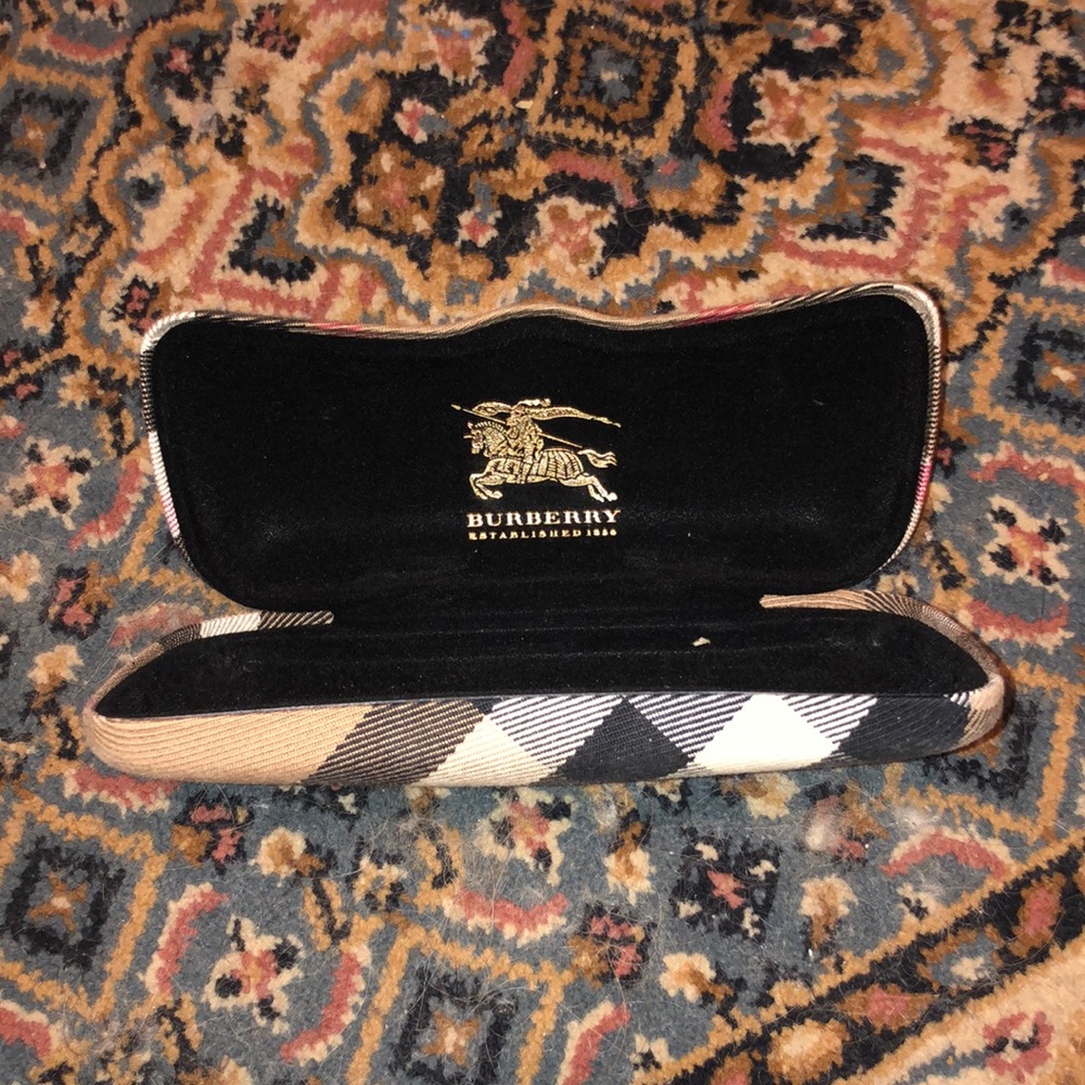 Burberry Glasses Case